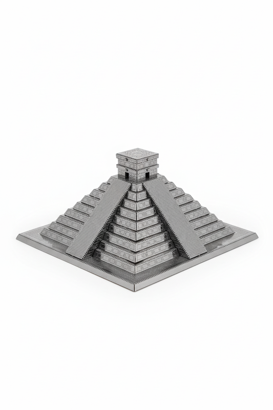 Maquette | Pyramide Maya Antique